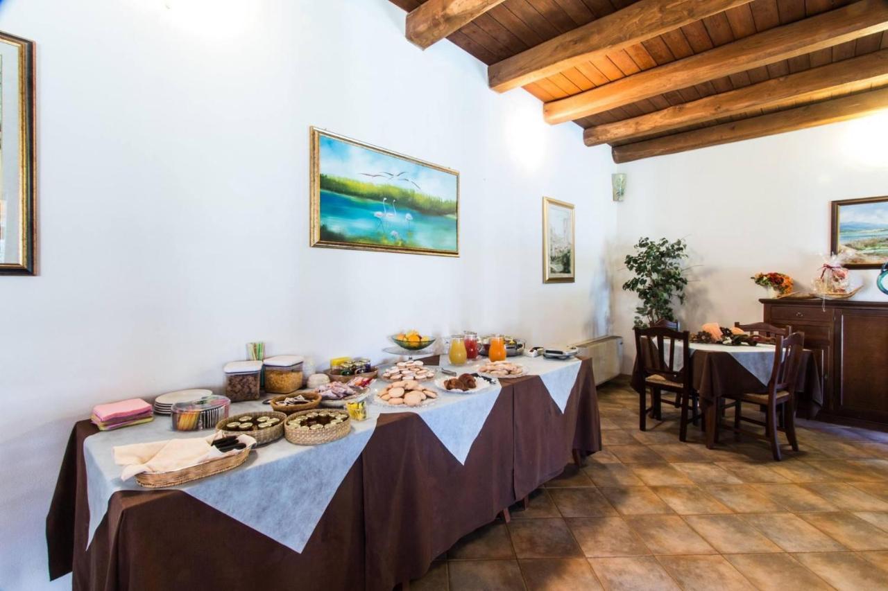 Agriturismo Villa Gaia Cabras Exterior foto